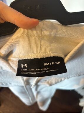Under Armour white jogging pants